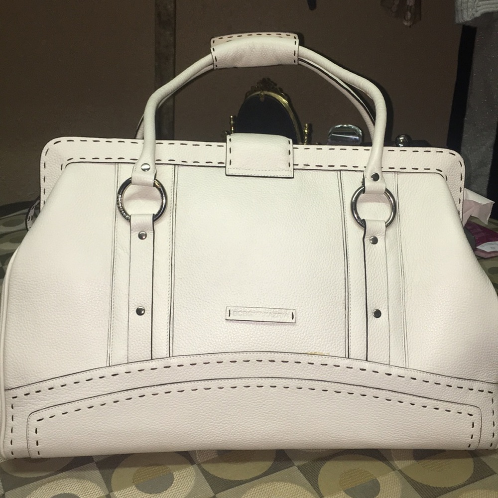 BCBG MaxAzria XL bag